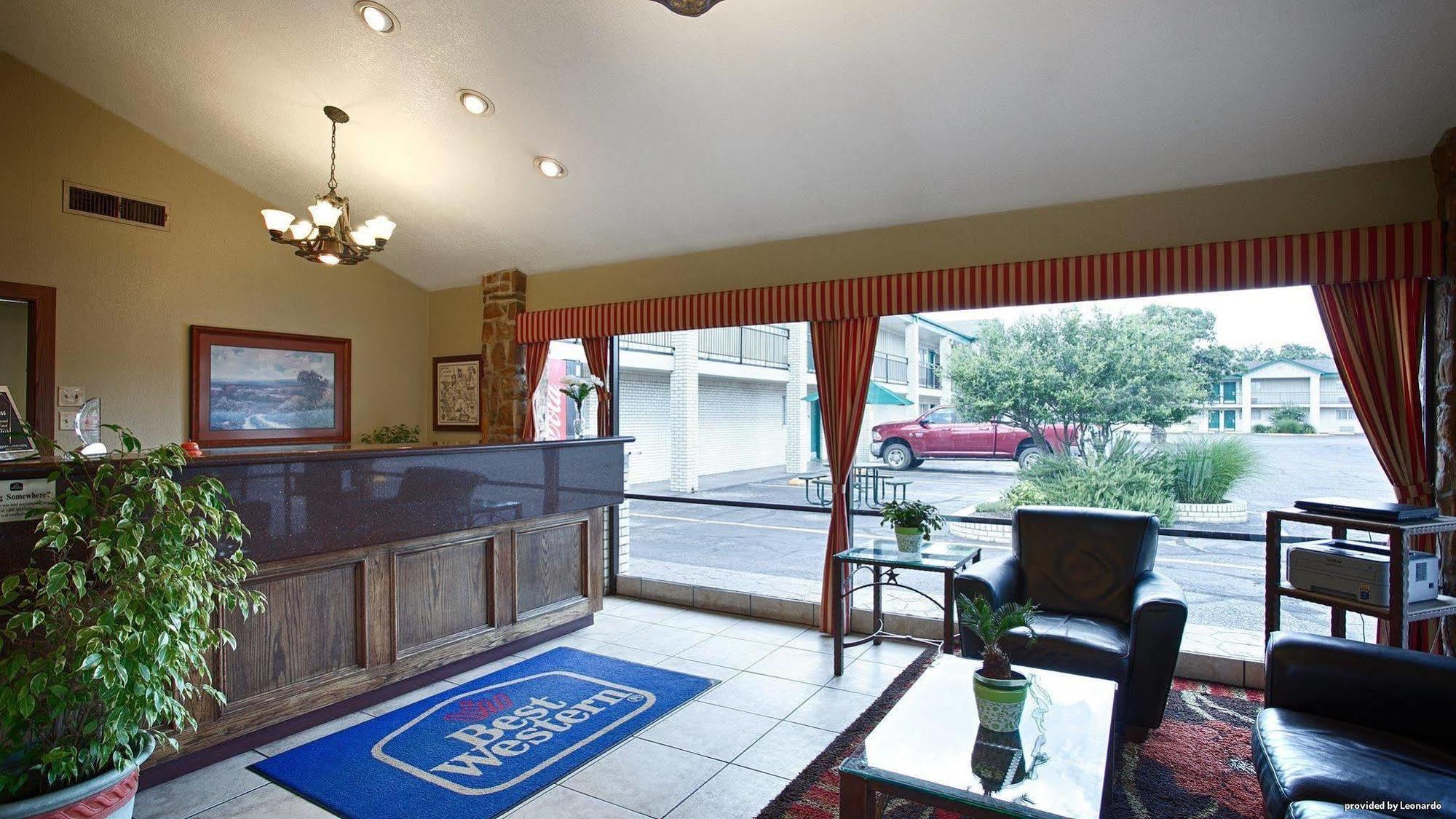 Days Inn By Wyndham Gatesville Dış mekan fotoğraf