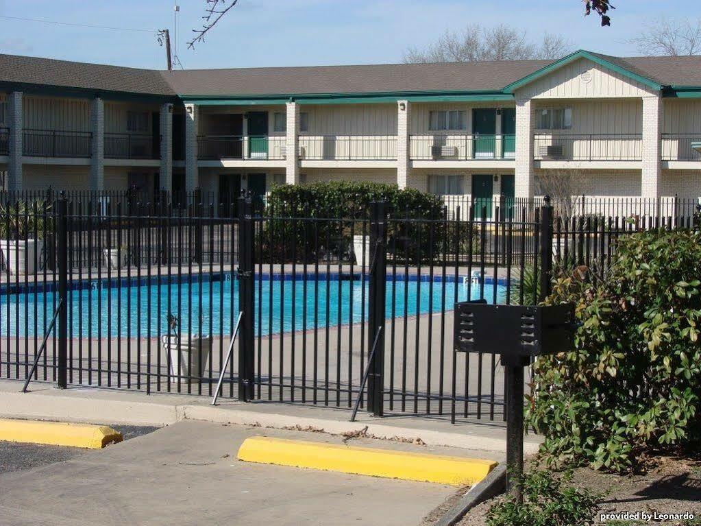Days Inn By Wyndham Gatesville Konforlar fotoğraf